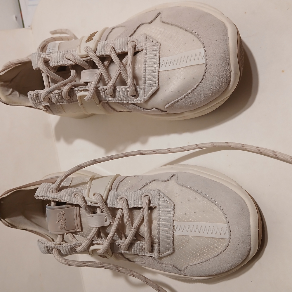 Coach Women's Athletic Shoes in Cream